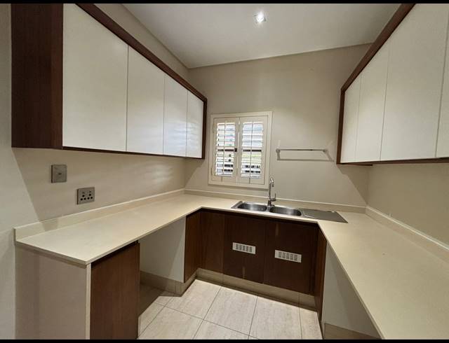 4 BEDROOM HOUSE RENTED IN SIMBITHI ECO ESTATE